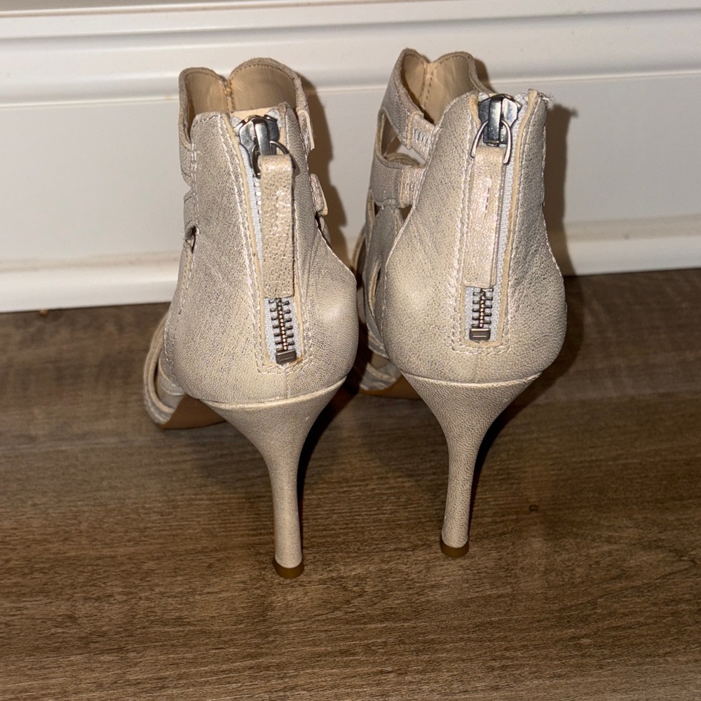 Nine West Flora Silver Cutout Heels - Picture 3 of 7